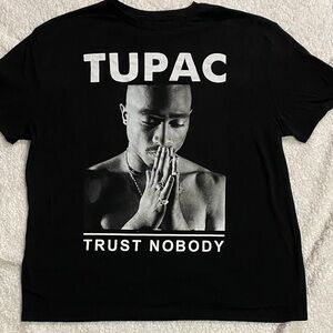Tupac size XL Men’s black Graphic tee T-shirt trust nobody 2pac NWOT